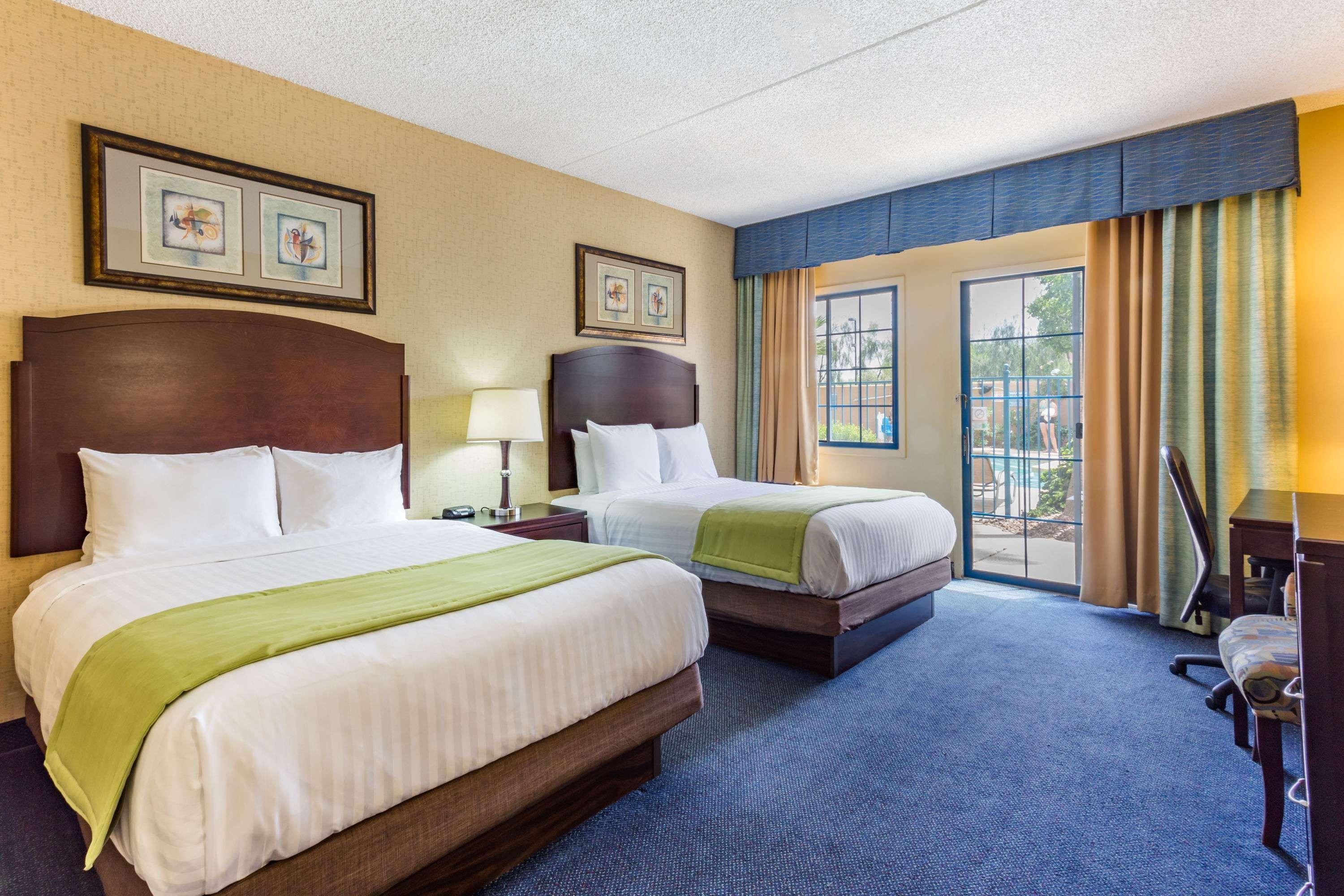 Days Inn & Suites By Wyndham Mesa Near Phoenix Εξωτερικό φωτογραφία