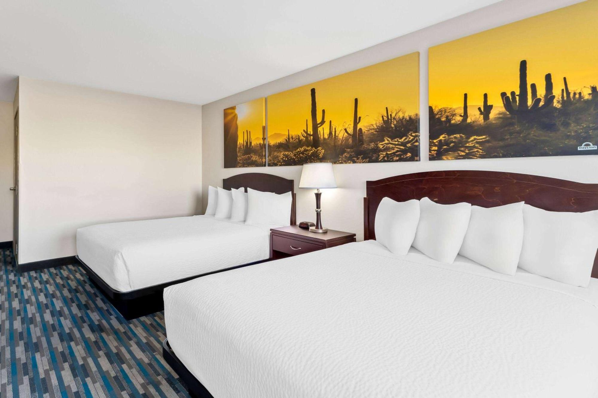 Days Inn & Suites By Wyndham Mesa Near Phoenix Εξωτερικό φωτογραφία