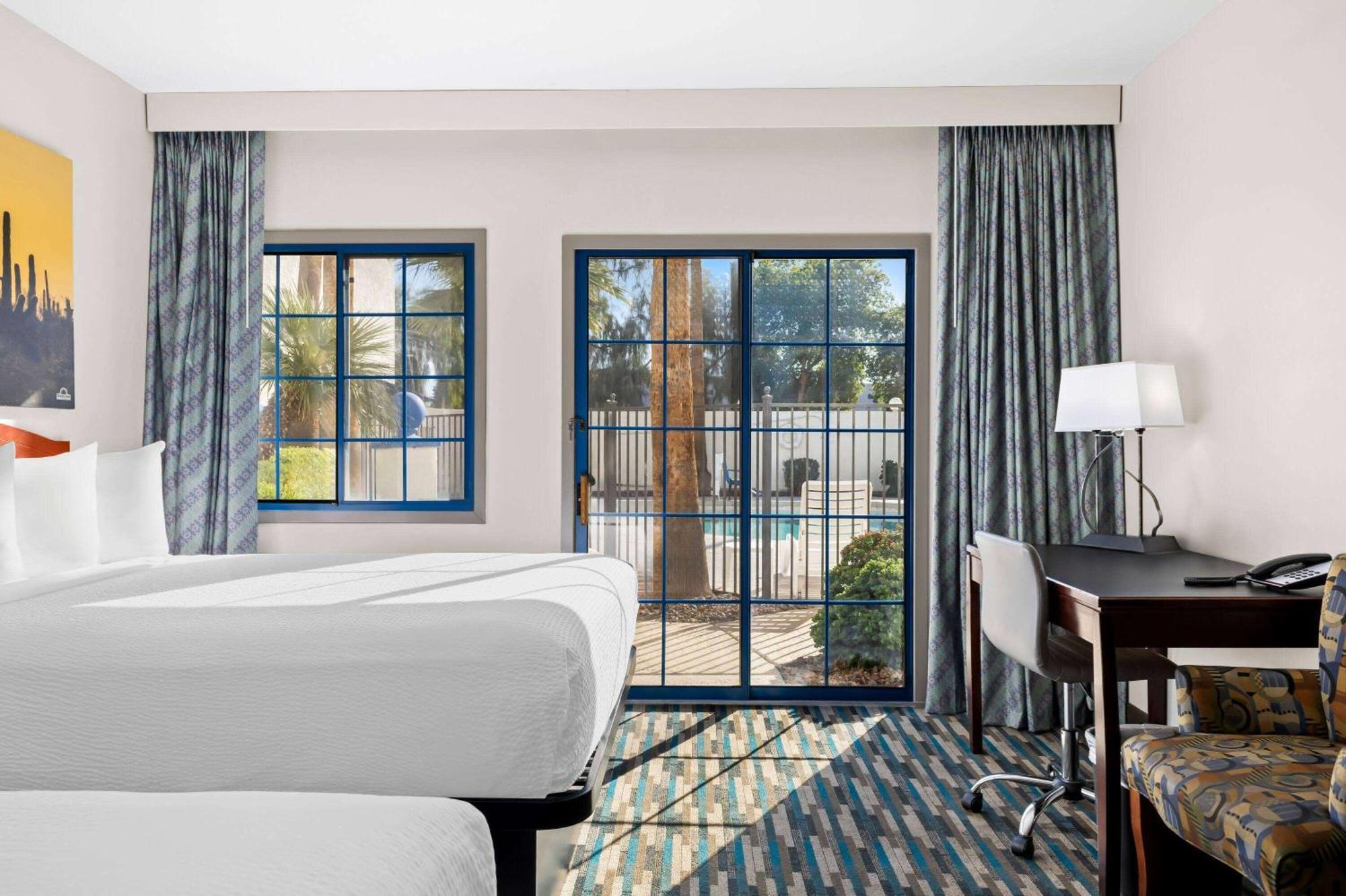 Days Inn & Suites By Wyndham Mesa Near Phoenix Εξωτερικό φωτογραφία
