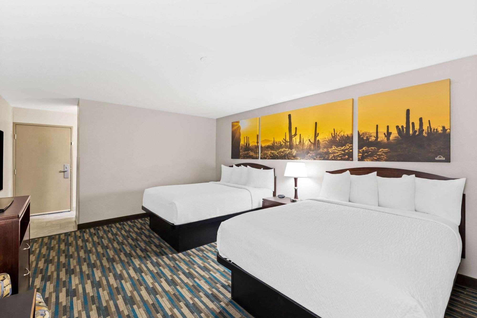 Days Inn & Suites By Wyndham Mesa Near Phoenix Εξωτερικό φωτογραφία